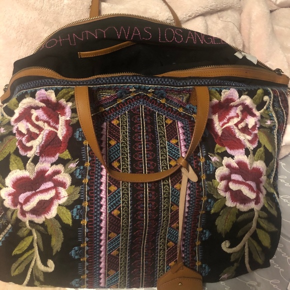 Johnny Was Langley Weekend Bag - Picture 2 of 6